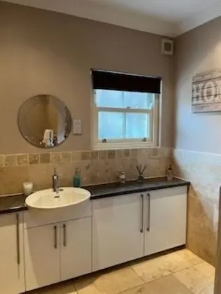 Tek Büyük Yataklı Oda, Banyolu/Duşlu (Kestrels Rest)
