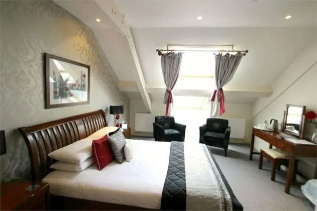 Tek Büyük Yataklı Oda, 1 En Büyük (King) Boy Yatak, Jakuzi, Göl Manzaralı