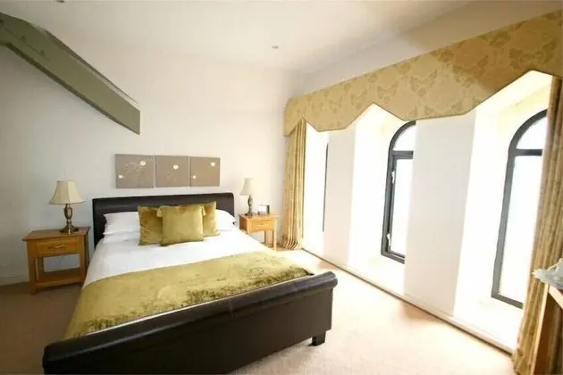 Tek Büyük Yataklı Oda, 1 En Büyük (King) Boy Yatak, Küvet, Göl Manzaralı