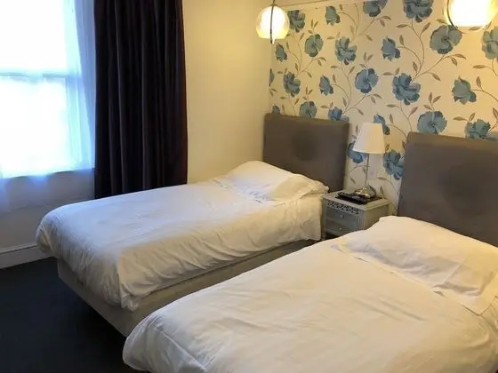 İki Ayrı Yataklı Oda