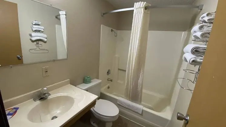 Tek Büyük Yataklı Oda, 2 Büyük (Queen) Boy Yatak