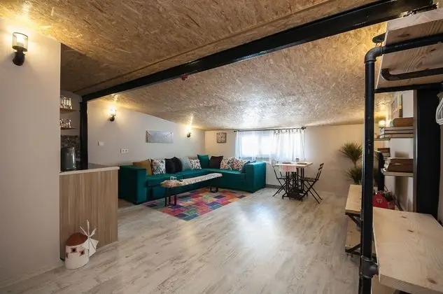 Çatı Katı Süiti (Penthouse)