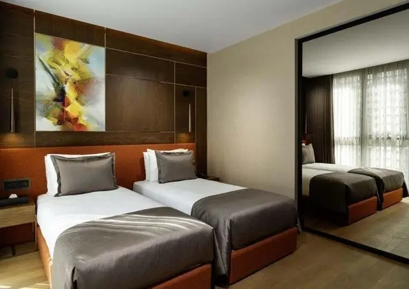 Deluxe Dublex Oda, Sokak Manzaralı
