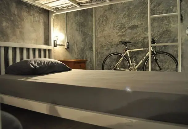 3-Bed Mixed Dormitory with Shared Bathroom