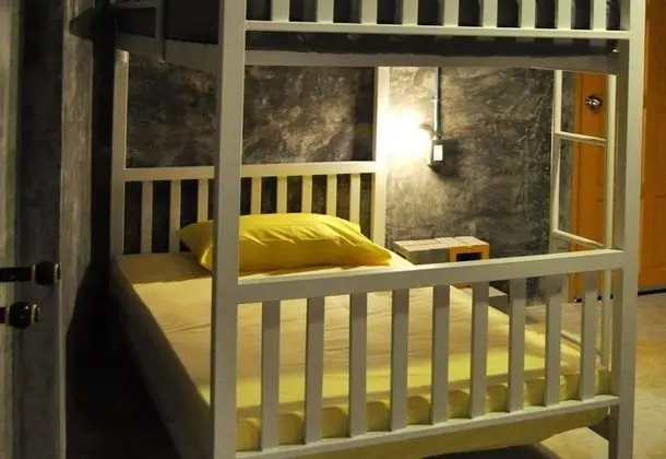 3-Bed Mixed Dormitory with Shared Bathroom