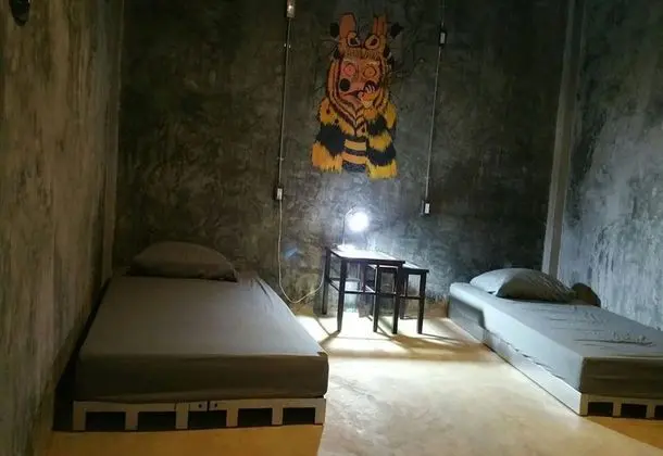 4-Bed Female Dormitory with Shared Bathroom