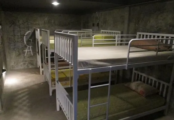 6-Bed Mixed Dormitory with Shared Bathroom