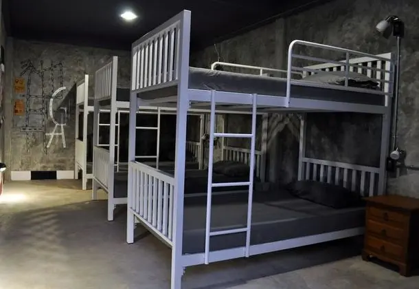 6-Bed Mixed Dormitory with Shared Bathroom