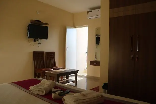 Deluxe Tek Büyük Yataklı Oda