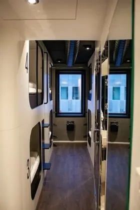 4 Bed private room