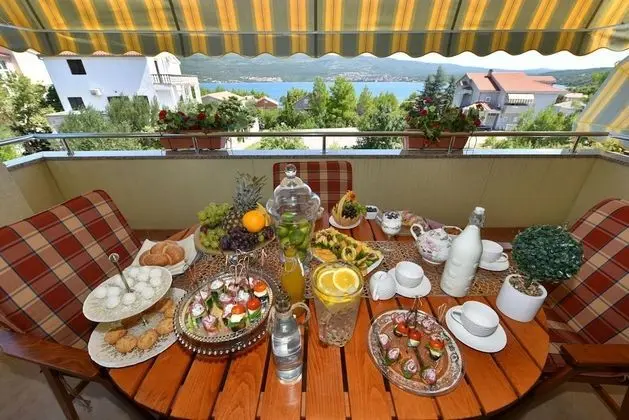 Villa, Sigara İçilebilir