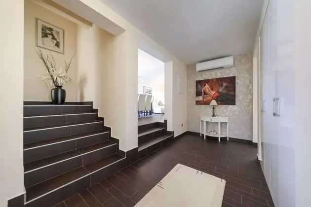 Villa, Sigara İçilebilir