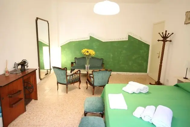 Üç Kişilik Oda, Balkon