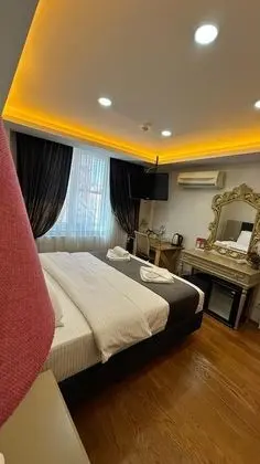 Superior Tek Büyük Yataklı Oda