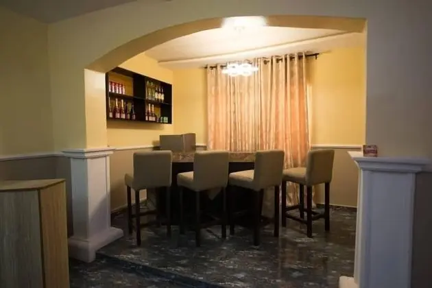 Luxury Tek Büyük Yataklı Oda, Havuz Kullanımı