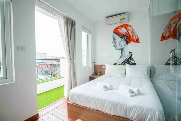 Tek Büyük Yataklı Oda, Balkon
