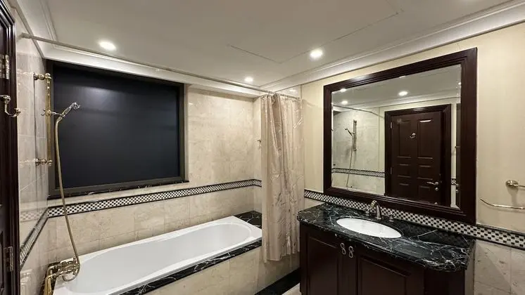 Premium Çatı Katı Süiti (Penthouse)