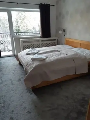 Classic Tek Büyük Yataklı Oda