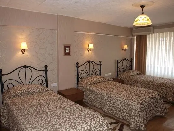 Standard Üç Kişilik Oda