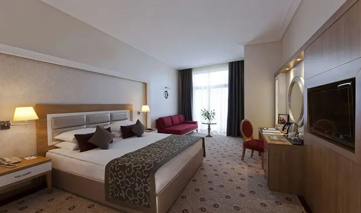 Mutlu Hafta Sonu Paketi	Deluxe Oda