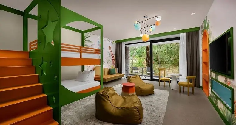 https://images.etstur.com/files/images/hotelImages/TR/213979/l/NG-Phaselis-Bay-Oda-314553.jpg