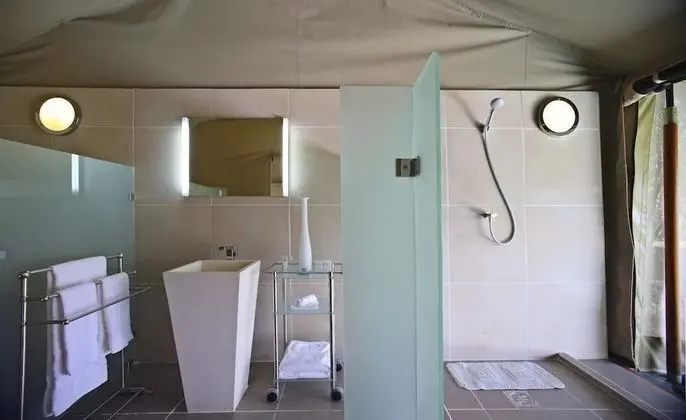 Luxury Süit, 1 En Büyük (King) Boy Yatak, Sigara İçilmez, Nehir Manzaralı