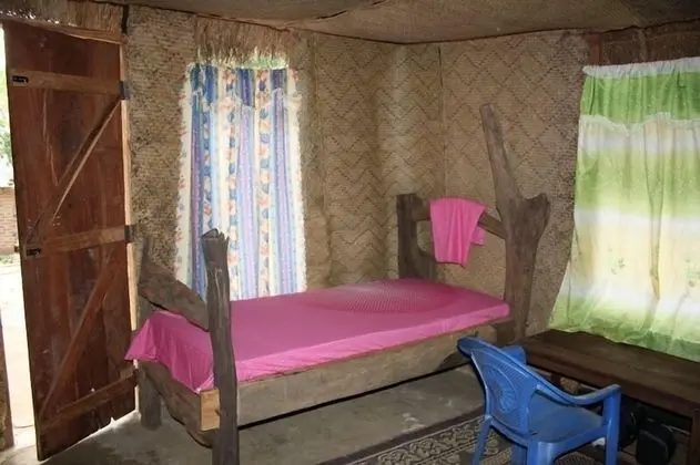 Tek Büyük veya İki Ayrı Yataklı Oda, 1 Çift Kişilik veya 2 Tek Kişilik Yatak, Sigara İçilmez