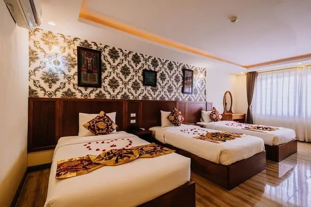 Deluxe Üç Kişilik Oda