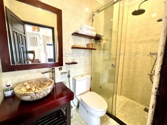 Deluxe Tek Büyük veya İki Ayrı Yataklı Oda, Balkon