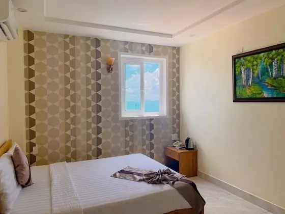 Basic Tek Büyük Yataklı Oda