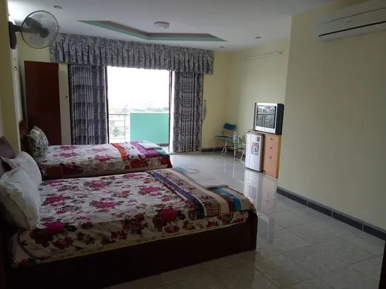 Family Oda, 2 Çift Kişilik Yatak, Balkon, Şehir Manzaralı (Standard)