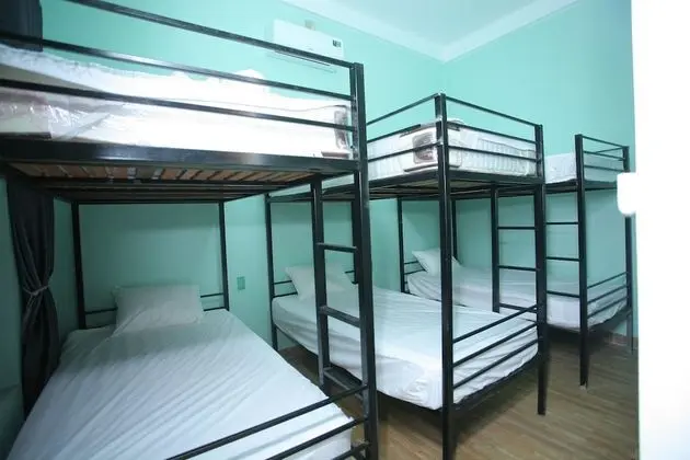 Ortak Ranzalı Oda, Karma Ranzalı Oda (Bed in 6-bed)