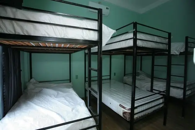 Ortak Ranzalı Oda, Karma Ranzalı Oda (Bed in 6-bed)