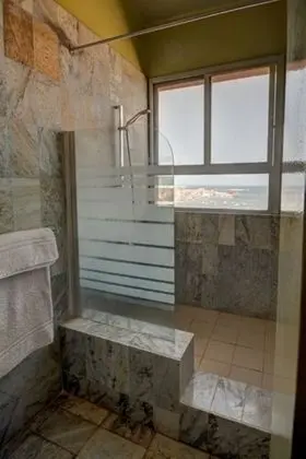Tek Büyük Yataklı Oda (Duplex)
