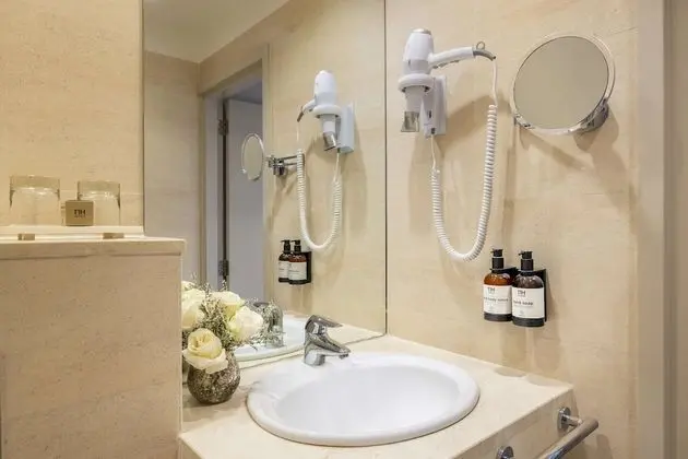 Superior Oda (Extra Bed 2 Adults + 1 Child)