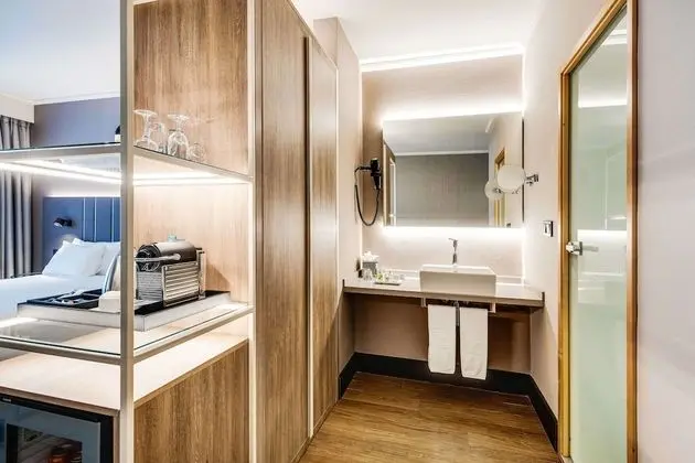 Junior Süit (Extra Bed 2 adults + 1 child)