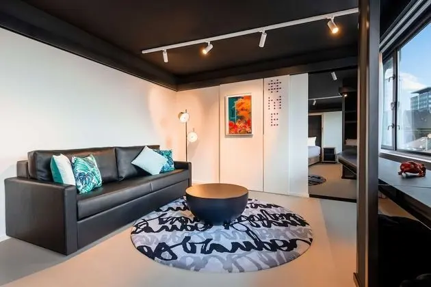 Premium Oda (nhow Gallery Suite)