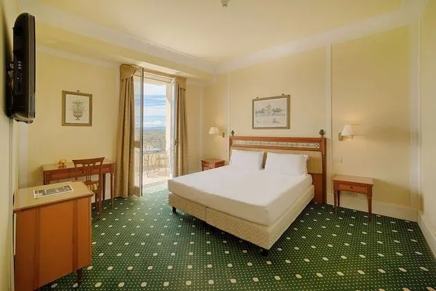 Family Oda (Adjoining Room, 3AD+1CH)