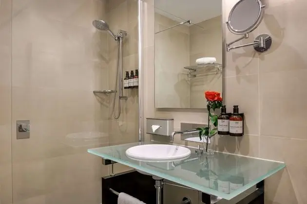 Family Oda (2 Adults + 1 Child)