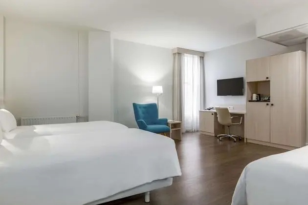 Standard Üç Kişilik Oda, Şehir Manzaralı