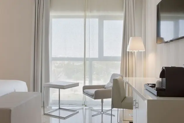 Standard Oda, Şehir Manzaralı