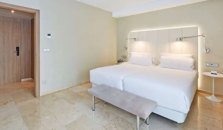 Standard Oda, Şehir Manzaralı