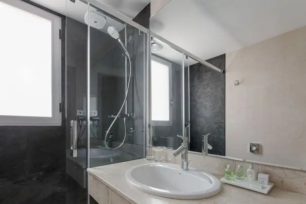 Standard Oda, Şehir Manzaralı