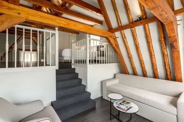 Junior Süit (Extra Bed 2 Adults + 2 Children)