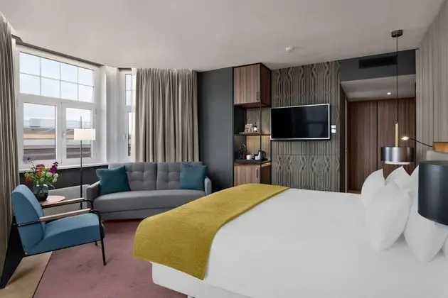 Junior Süit (View, Extra Bed 3 Adults)