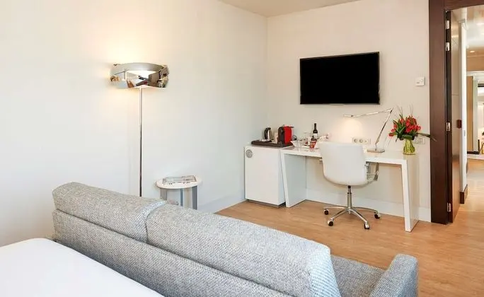 Junior Süit (Extra Bed 3 Adults)