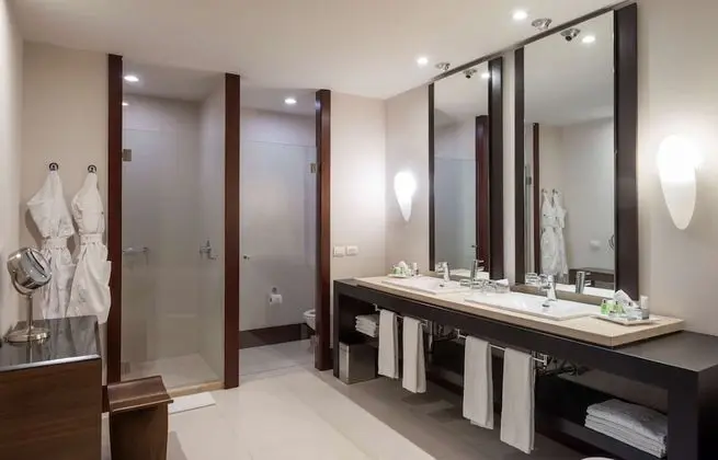 Premium Oda, Teras