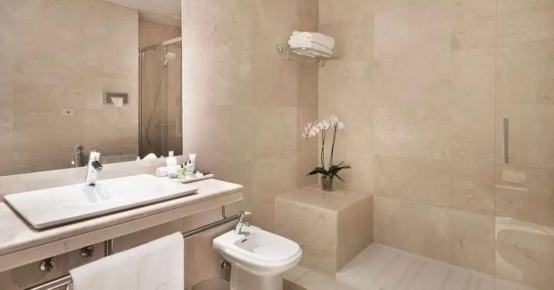 Superior Oda, Manzaralı