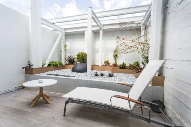 Junior Süit, Teras (View, VIP Level Lounge Access)