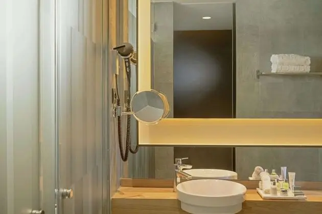 Superior Oda (With Views)